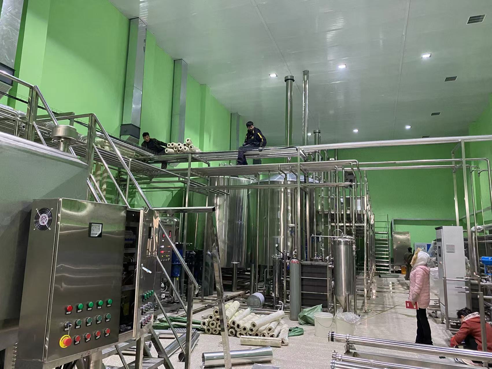 双桥精酿啤酒设备厂—精酿啤酒设备制造:传承工艺与创新科技的交融